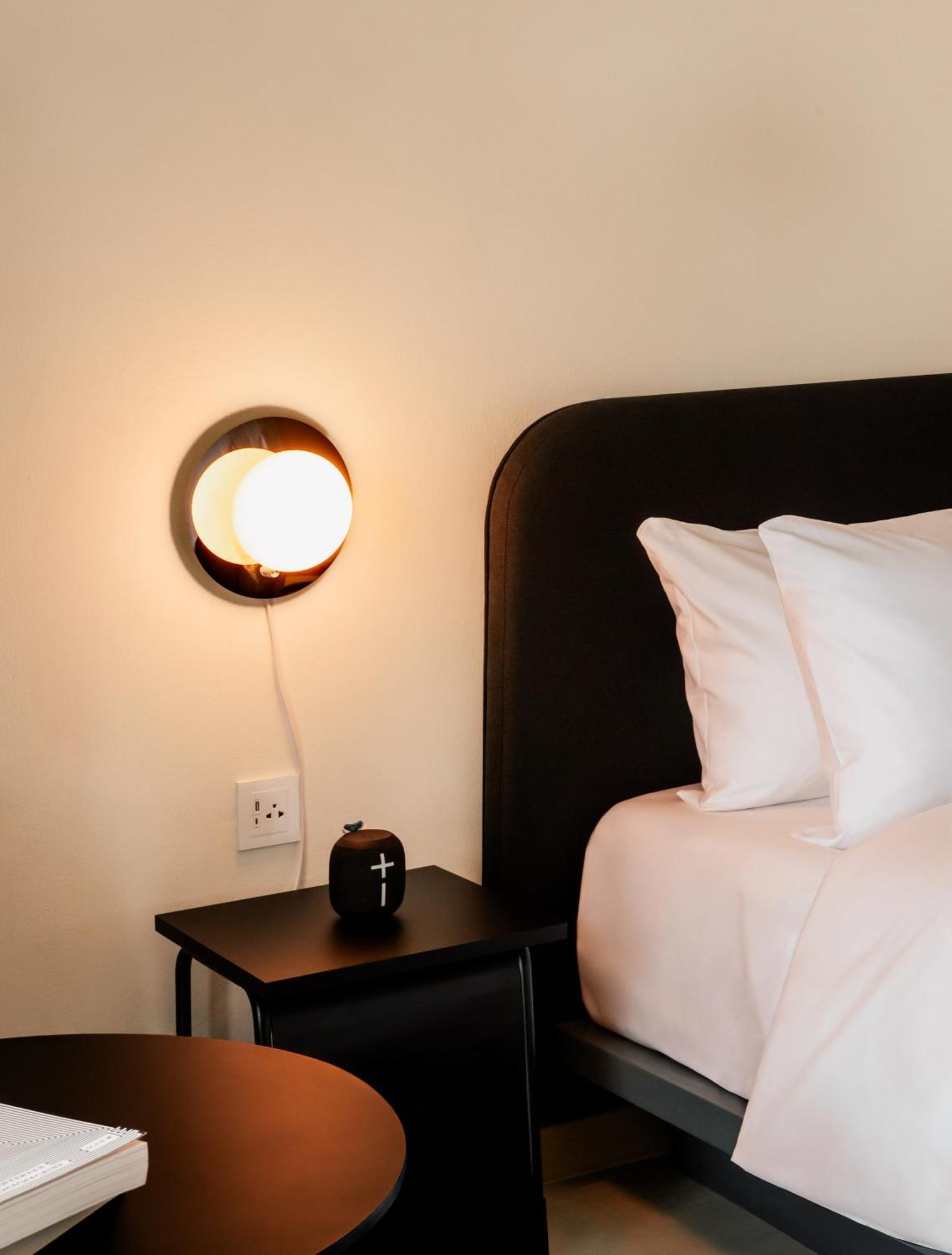 The Standardx, Bangkok Phra Arthit Hotel Luaran gambar