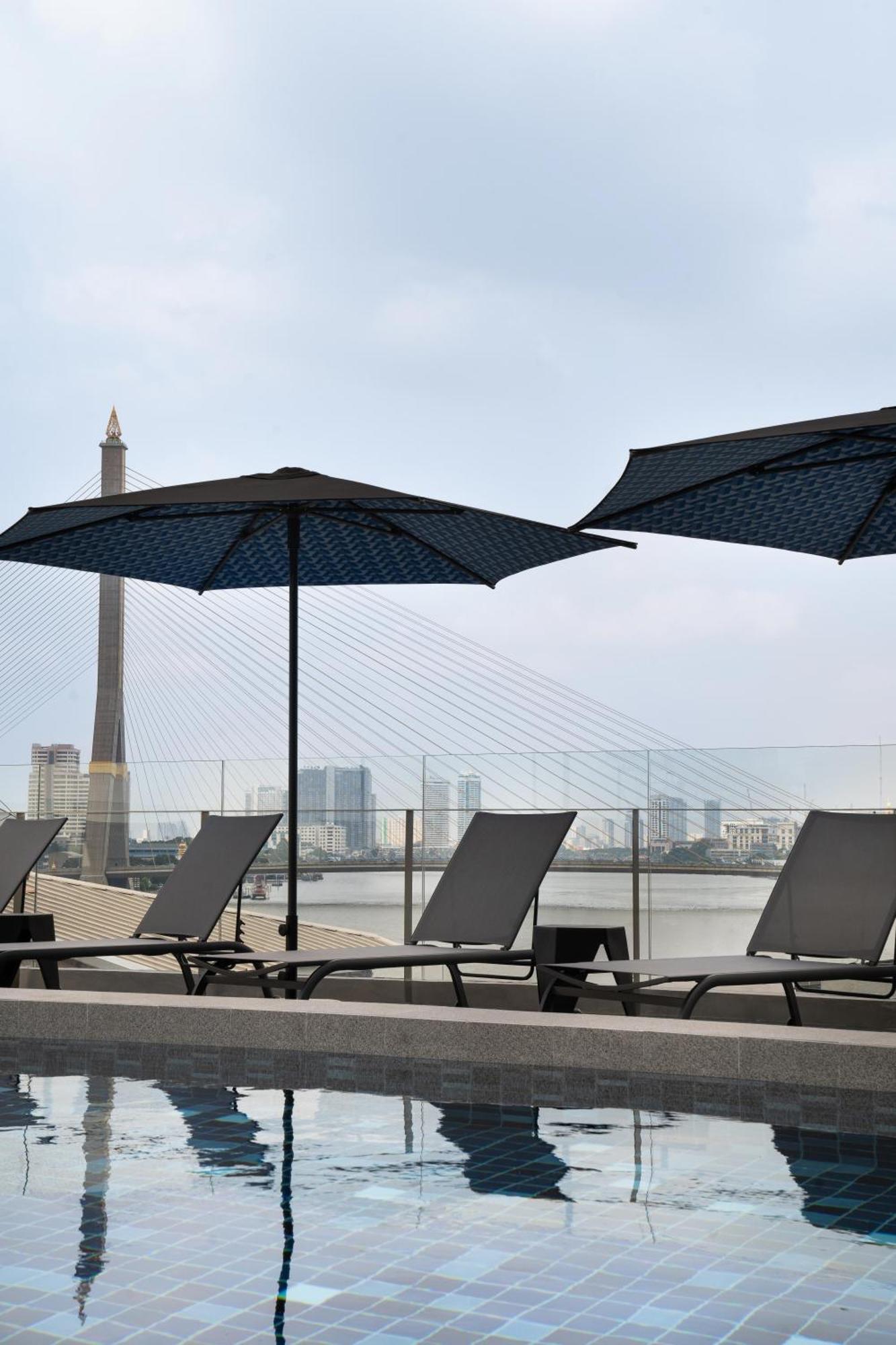 The Standardx, Bangkok Phra Arthit Hotel Luaran gambar
