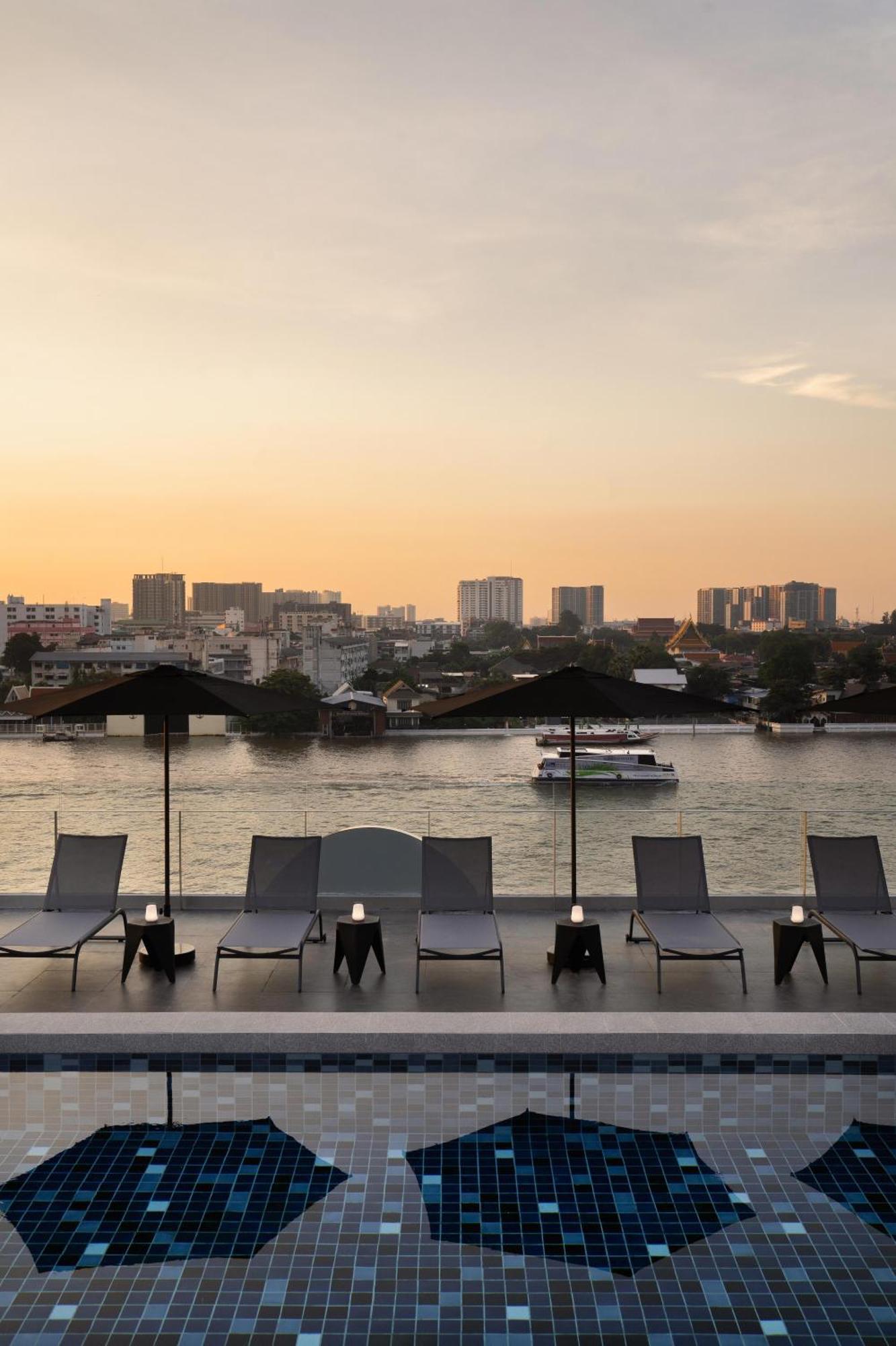 The Standardx, Bangkok Phra Arthit Hotel Luaran gambar