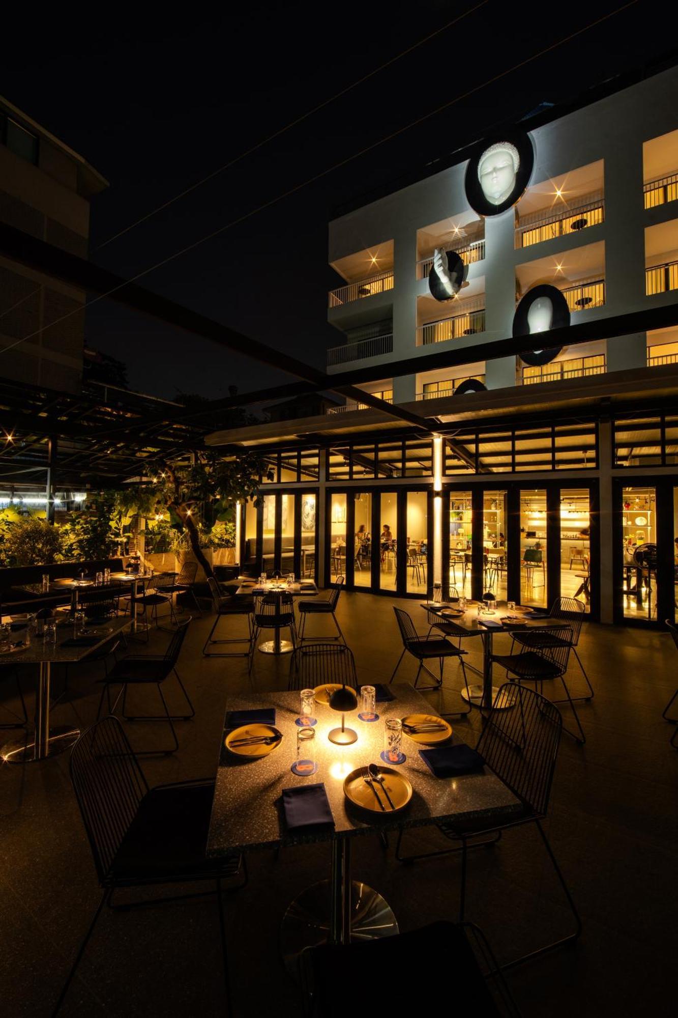 The Standardx, Bangkok Phra Arthit Hotel Luaran gambar